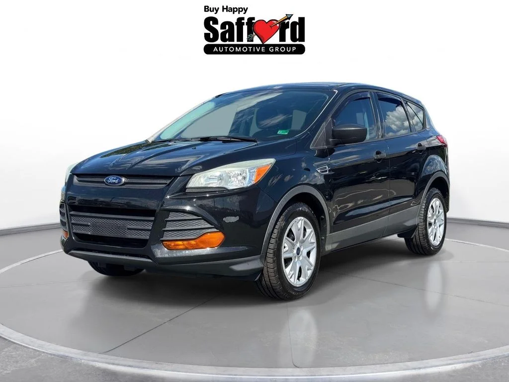 2014 Ford Escape S's photo