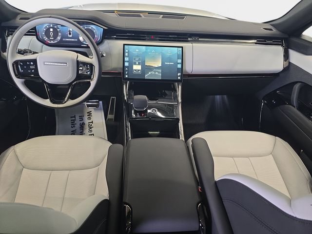 New 2026 Ostuni Pearl White Land Rover Dynamic SE image 9