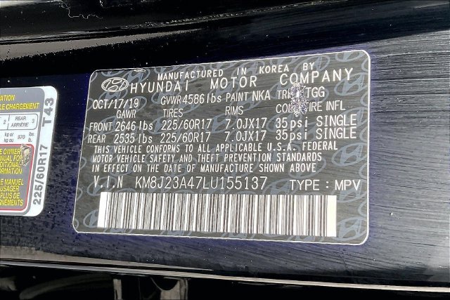 Used 2020 Black Hyundai SE image 29