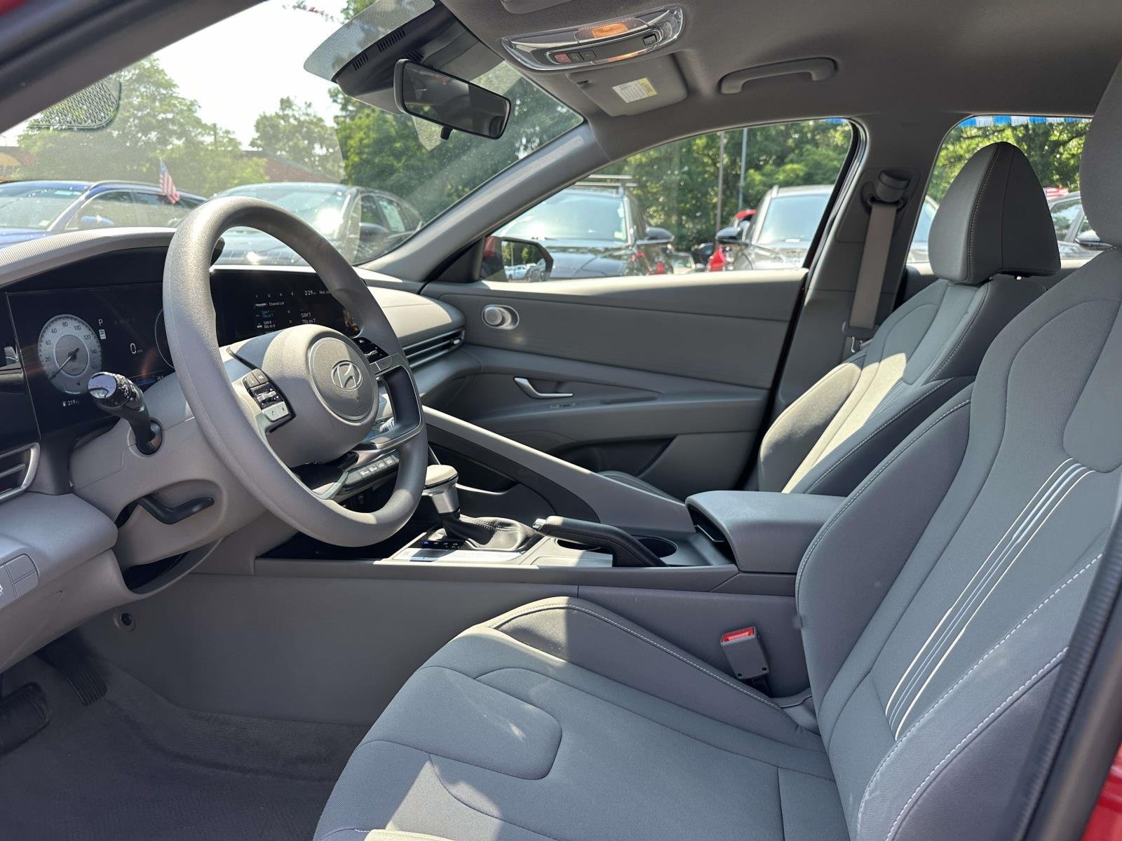 Used 2024 Red Hyundai SEL image 13