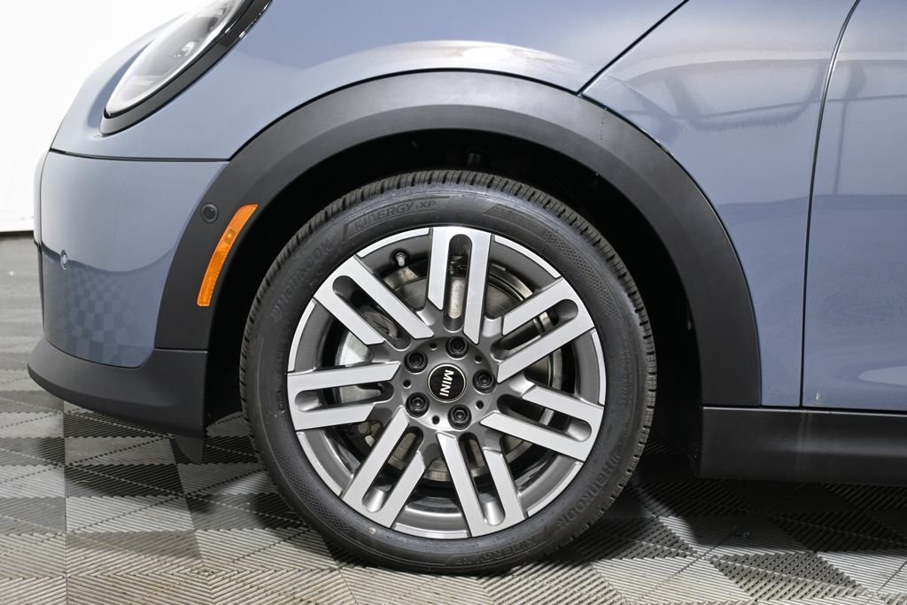 New 2026 Brown MINI Signature Plus image 18