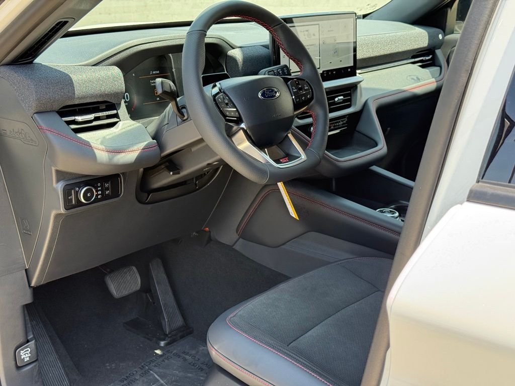 New 2026 Star White Metallic Tri-Coat Ford ST image 6