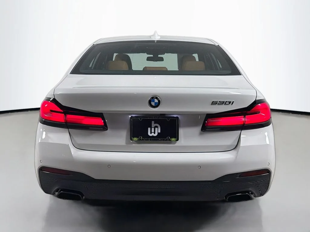 Used 2022 White BMW 530i image 6