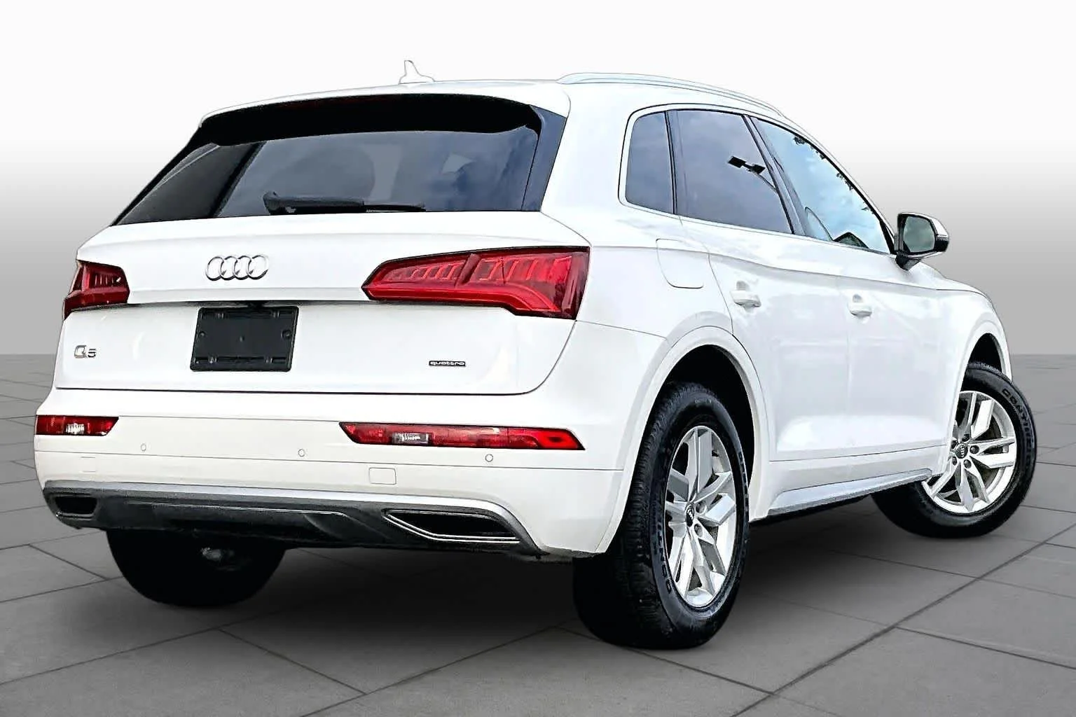 Used 2020 Brilliant Black Audi Premium image 13