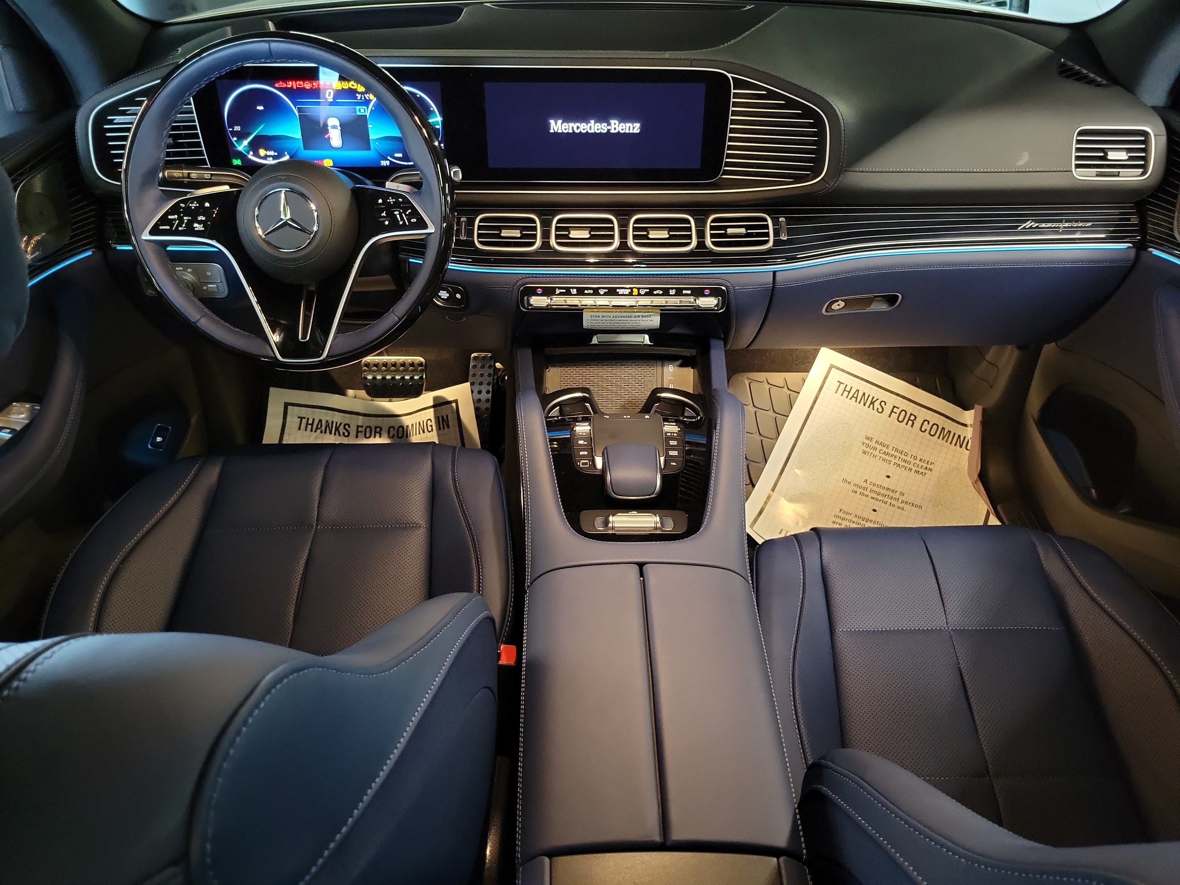 New 2026 MANUFAKTUR Moonlight White Metallic Mercedes-Benz GLS 450 image 45