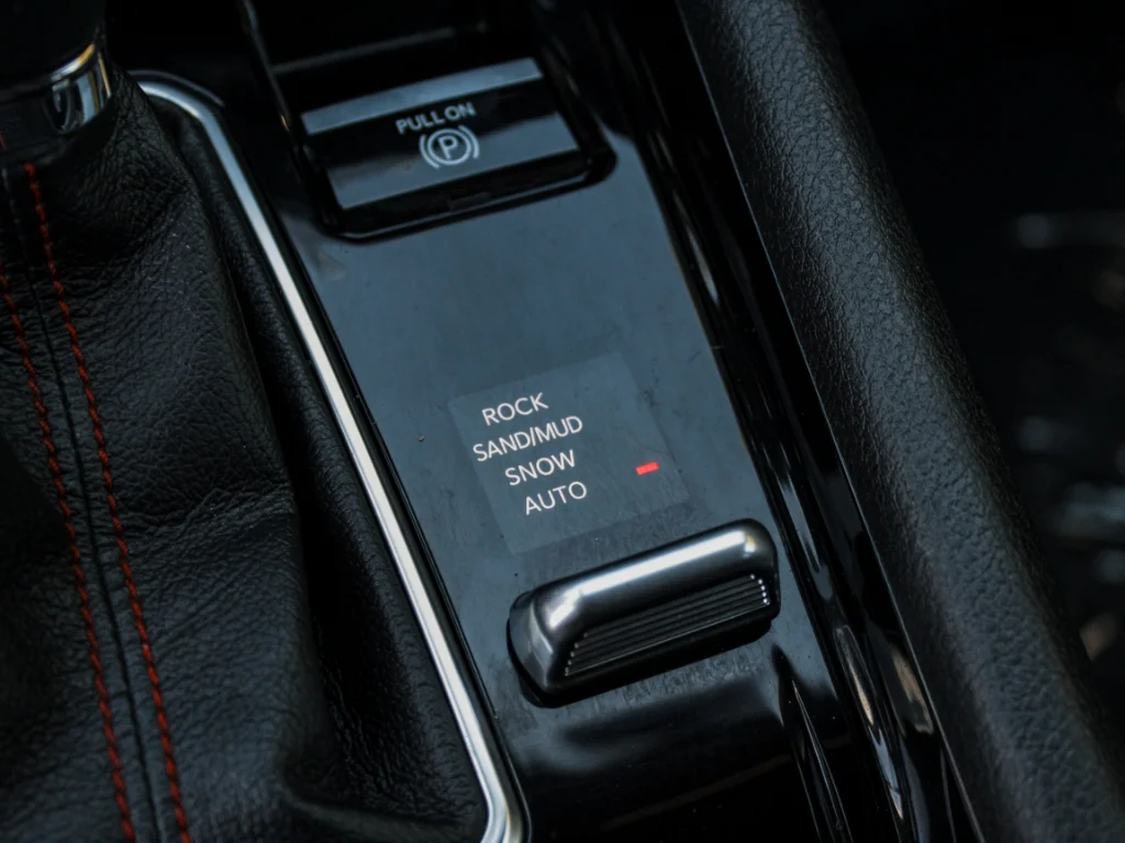 Used 2024  Jeep Trailhawk image 20