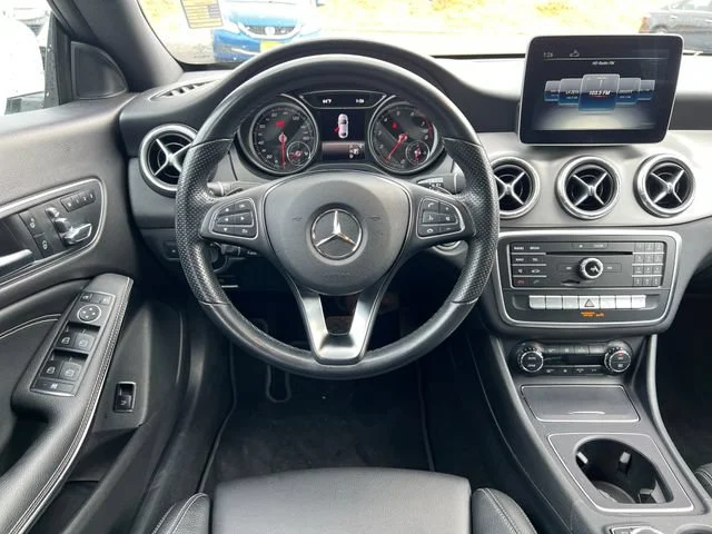 Used 2019 Polar White Mercedes-Benz CLA 250 image 17