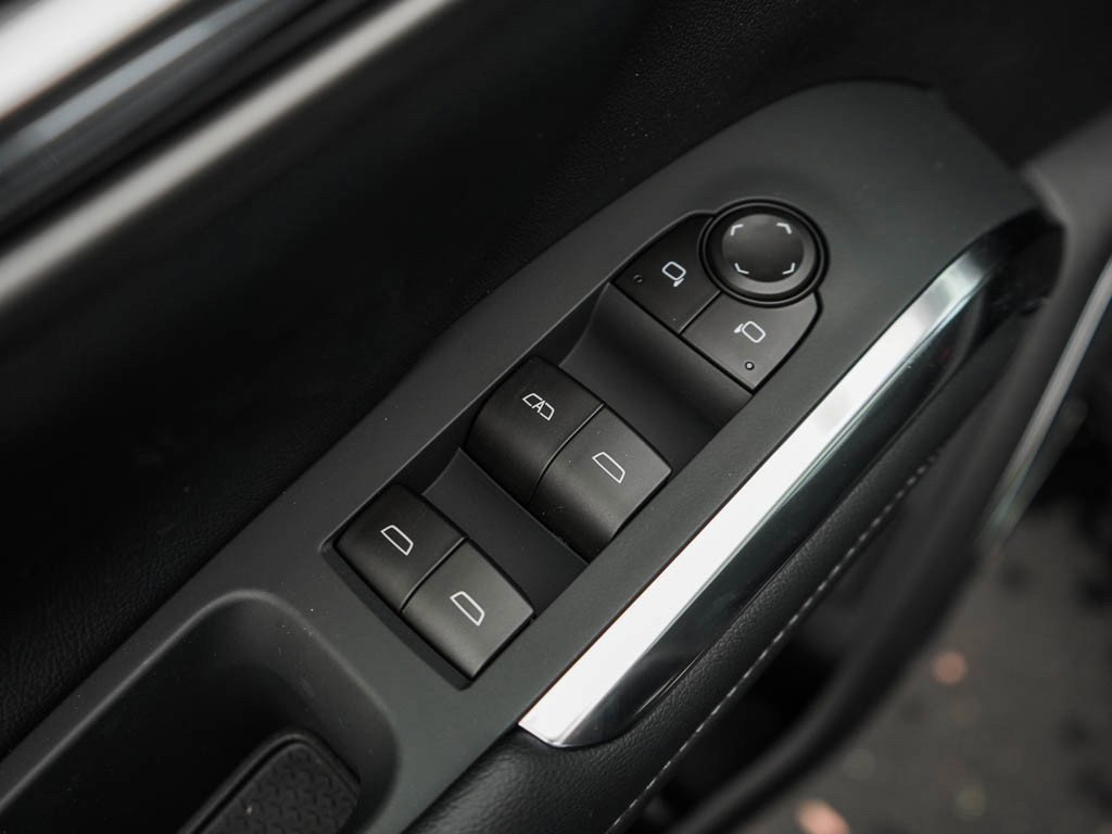 2026 Chevrolet Traverse LT - Photo 17