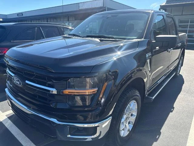 Used 2025 Black Ford XLT image 1