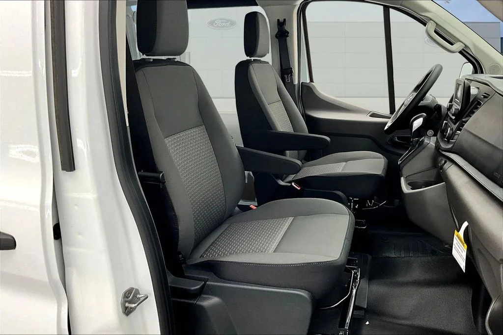 2025 Ford Transit Van Base - Photo 11