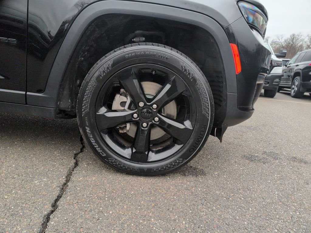 Used 2023 Black Jeep Altitude image 8