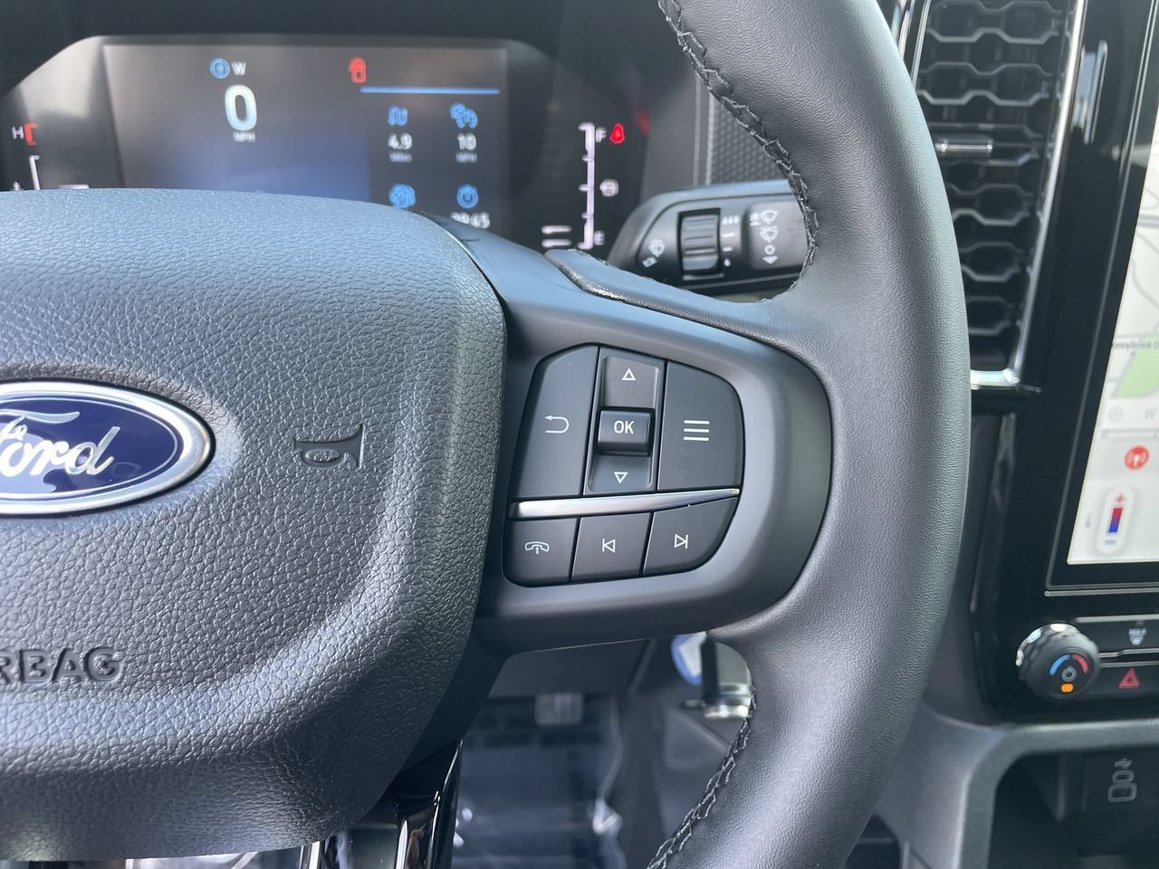 New 2026 Marsh Gray Ford XLT image 27