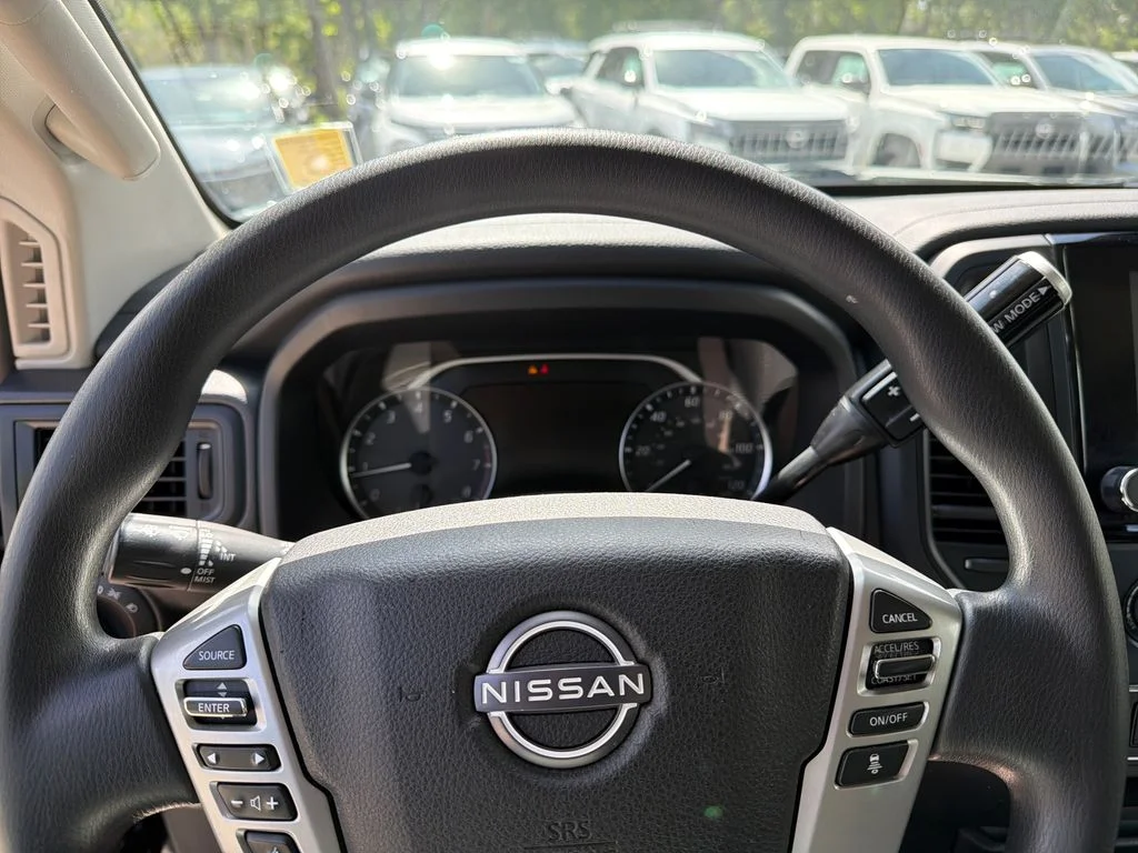 2023 Nissan Titan SV - Photo 19