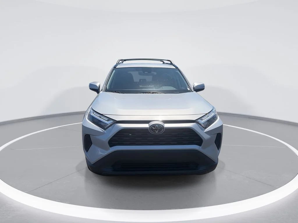 Used 2024 Silver Toyota XLE image 3