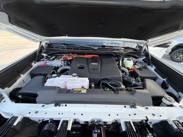 New 2026 Ice Cap Toyota Tundra Limited image 34