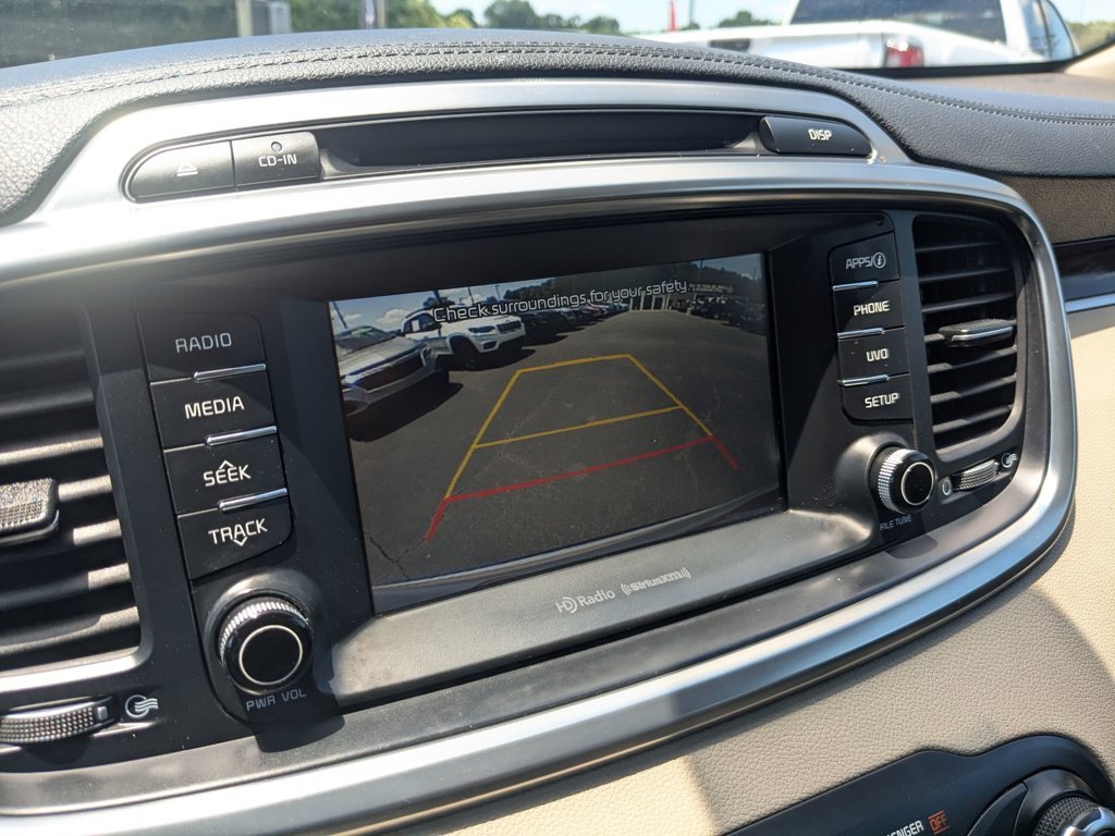 Used 2017 Snow White Pearl Kia EX image 16