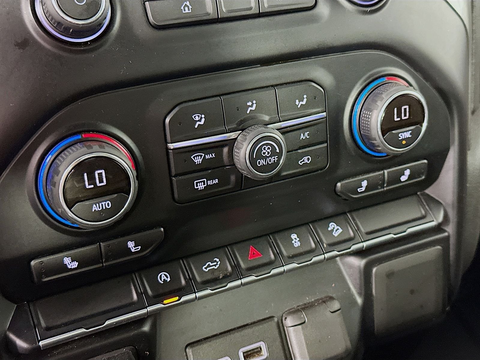 Used 2019 Summit White Chevrolet LT Trail Boss image 20