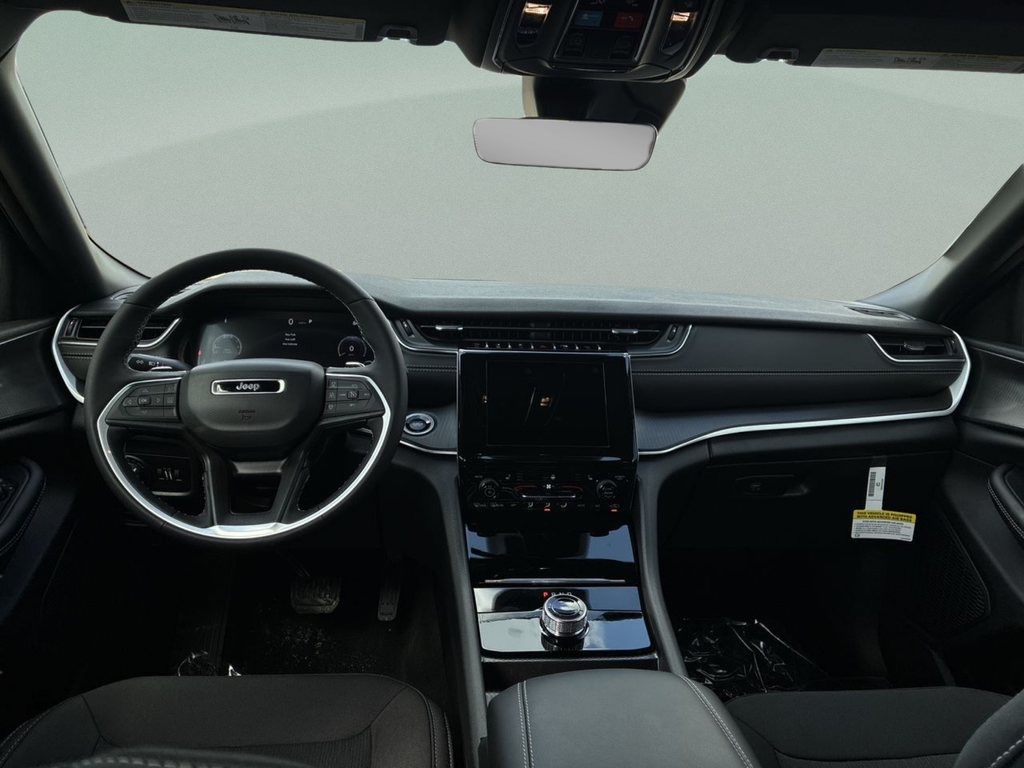 New 2025 White Jeep Laredo X image 22