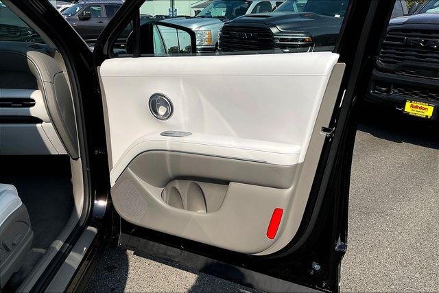 2026 Hyundai Palisade Limited - Photo 21