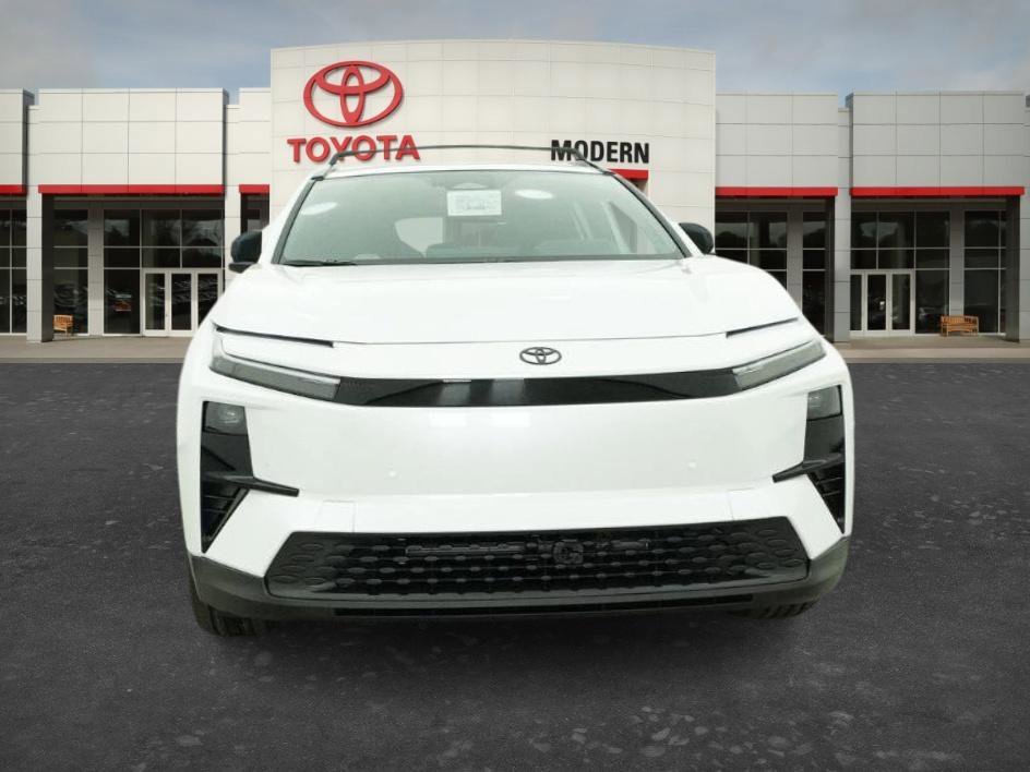 New 2026 Wind Chill Pearl Toyota SE image 6