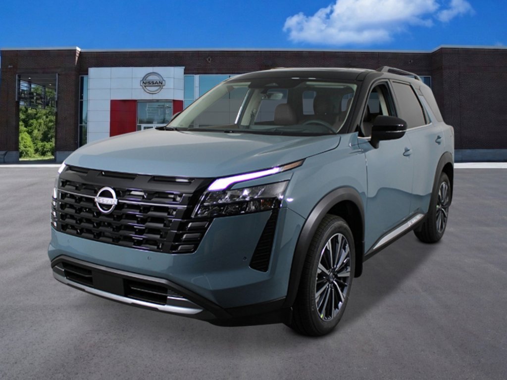 2026 Nissan Pathfinder Platinum 2WD's photo