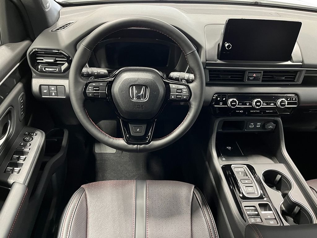 2025 Honda Pilot Black Edition - Photo 13