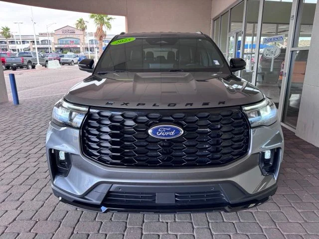 2025 Ford Explorer ST-LINE - Photo 8