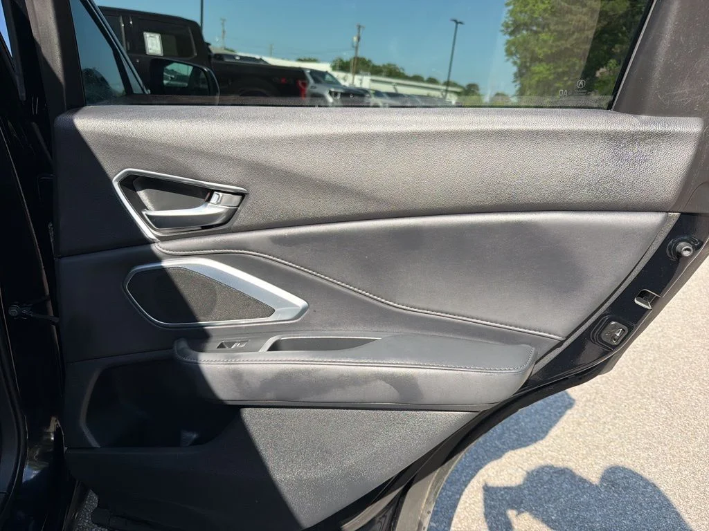 Used 2023  Acura Base image 27