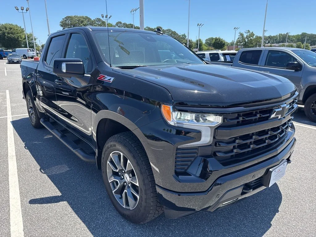 Used 2024 Black Chevrolet RST image 6
