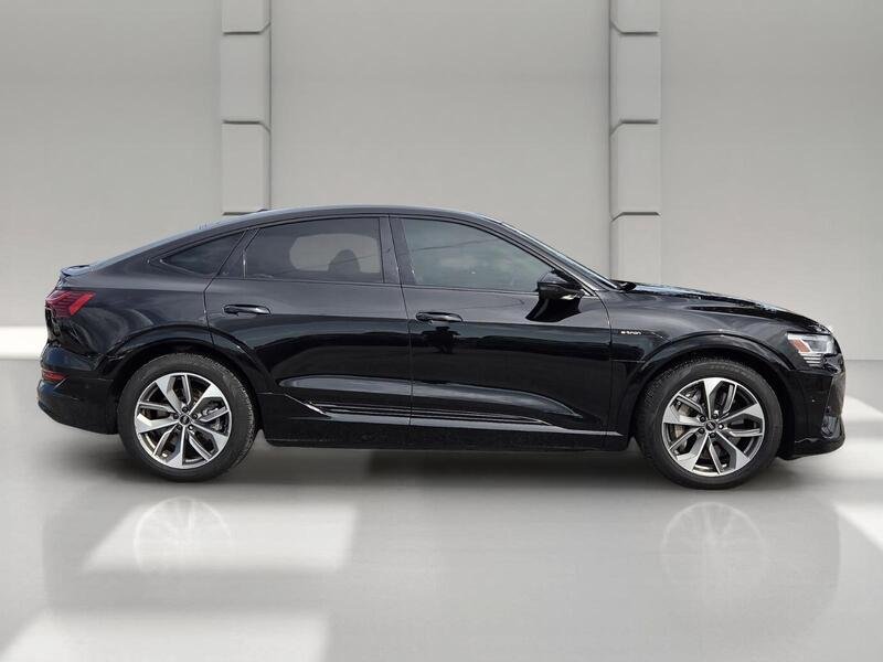 Used 2021 Brilliant Black AUDI PREMIUM PLUS QUATTRO image 6