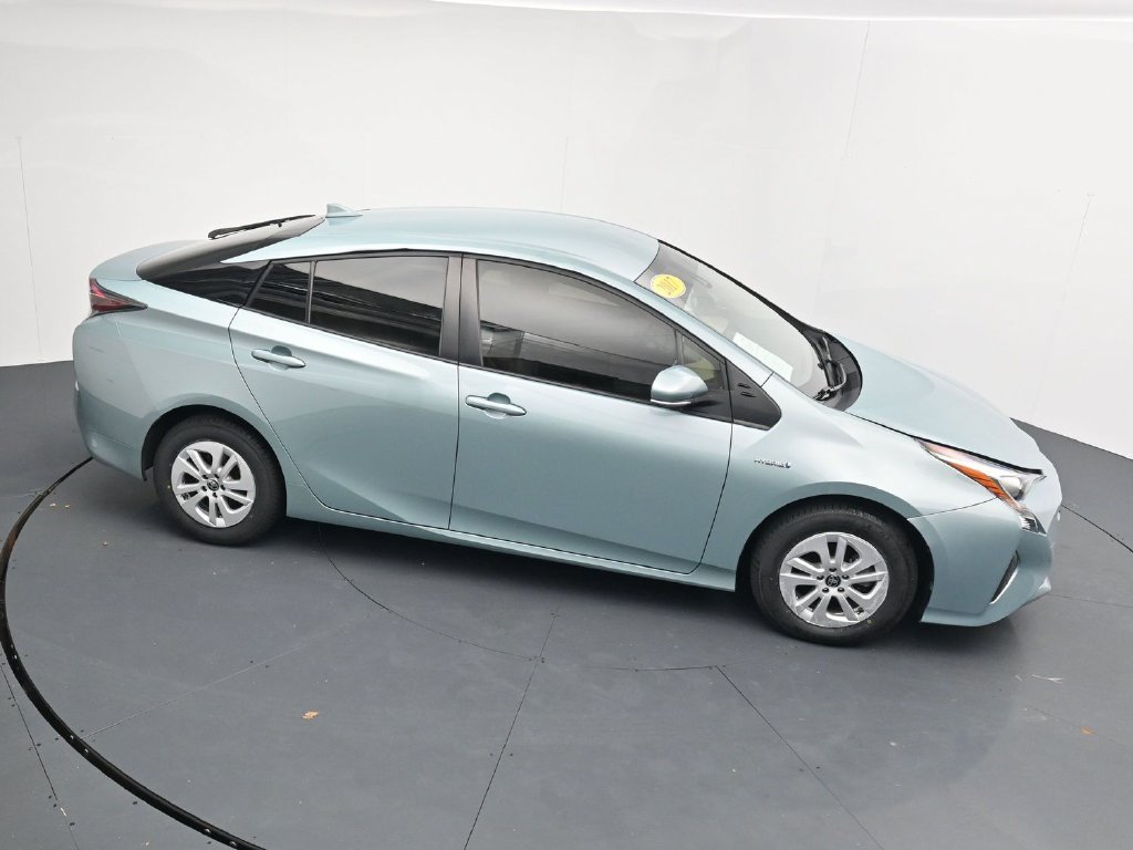 Used 2017 Beige Toyota Two image 33