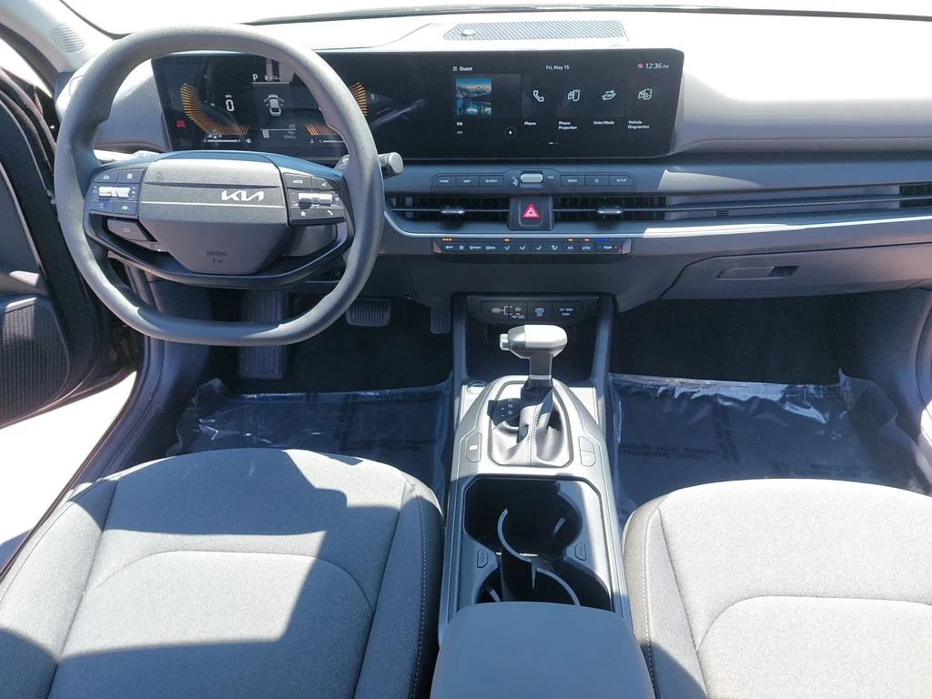 Used 2025 Gray Kia LXS image 9