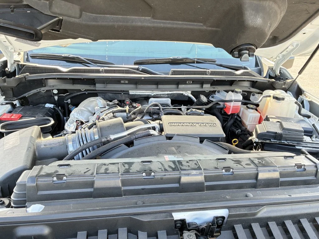Used 2024 Summit White GMC AT4 image 14