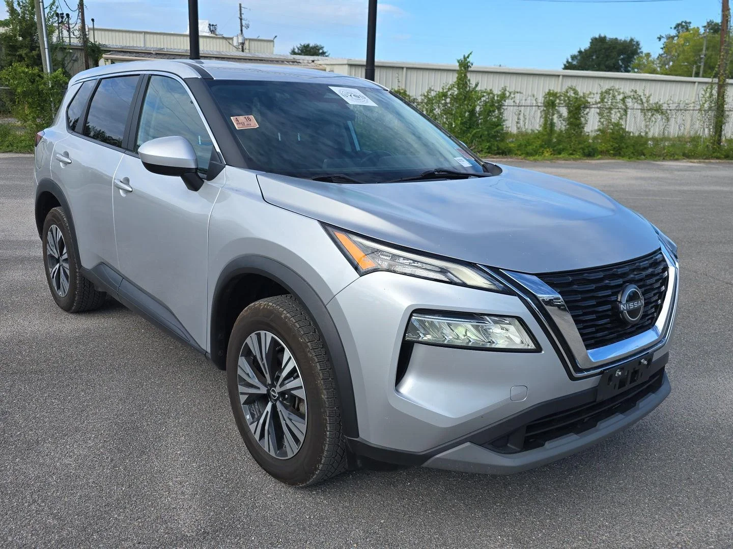 Used 2023 Brilliant Silver Metallic Nissan SV image 1