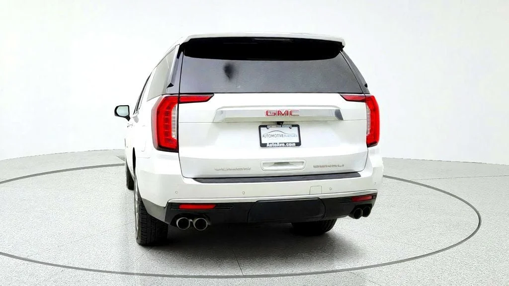 Used 2022 White Frost Tricoat GMC 4WD 4dr Denali image 6