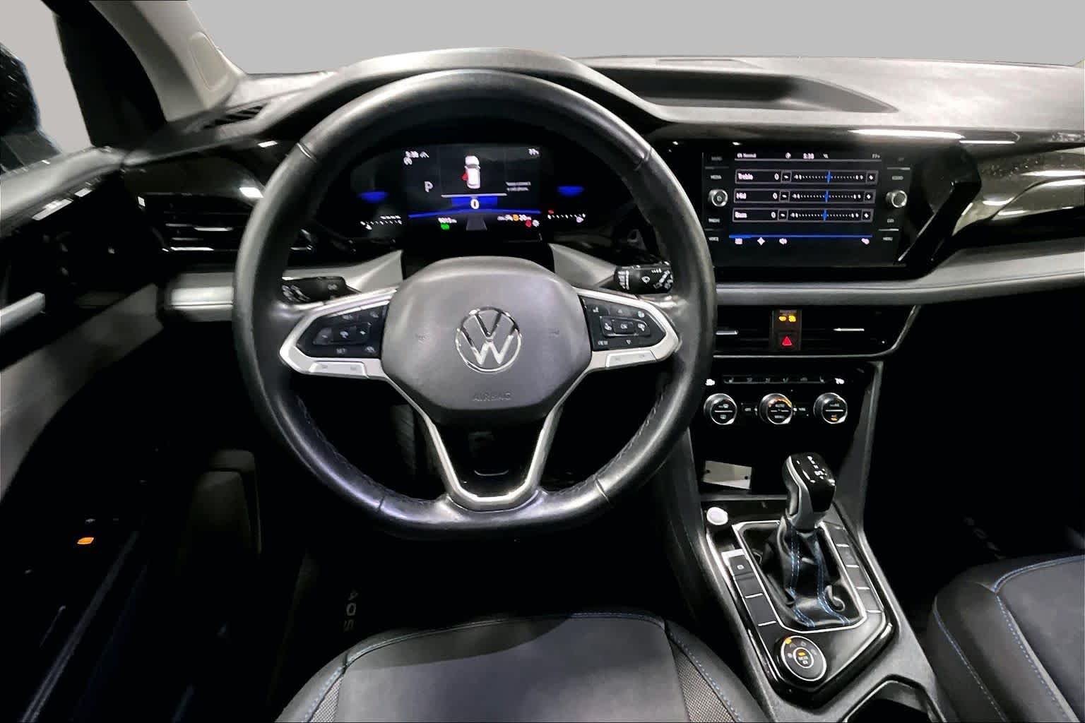 Used 2024 Cornflower Blue w/Deep Black Roof Volkswagen SE Black image 6
