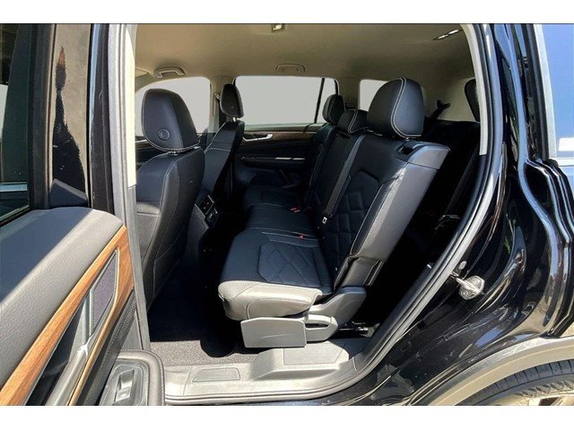 New 2026 Deep Black Pearl Volkswagen 2.0T SE image 23