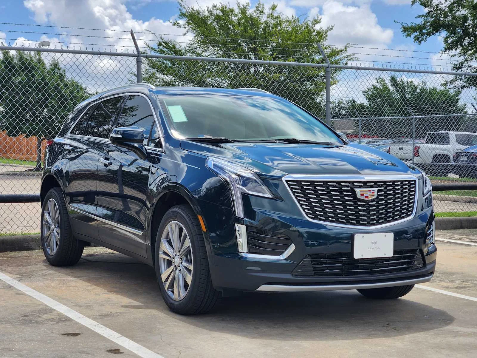 2026 Cadillac XT5 Premium Luxury - Photo 2