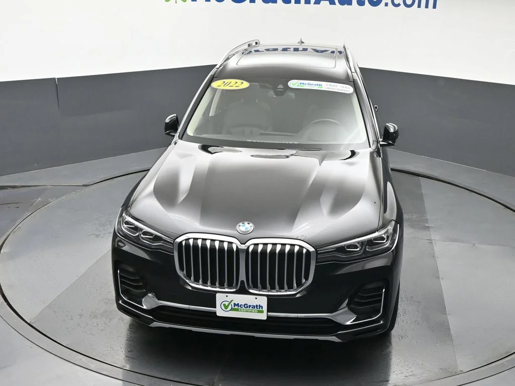 Certified Used 2022 Black BMW xDrive40i image 33