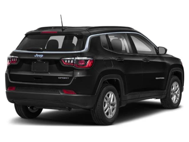 Used 2020 Velvet Red Pearlcoat Jeep Latitude image 3