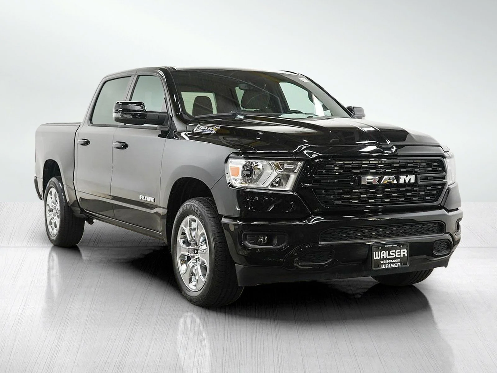 Used 2023 Diamond Black Crystal Pearlcoat Ram Big Horn/Lone Star image 9