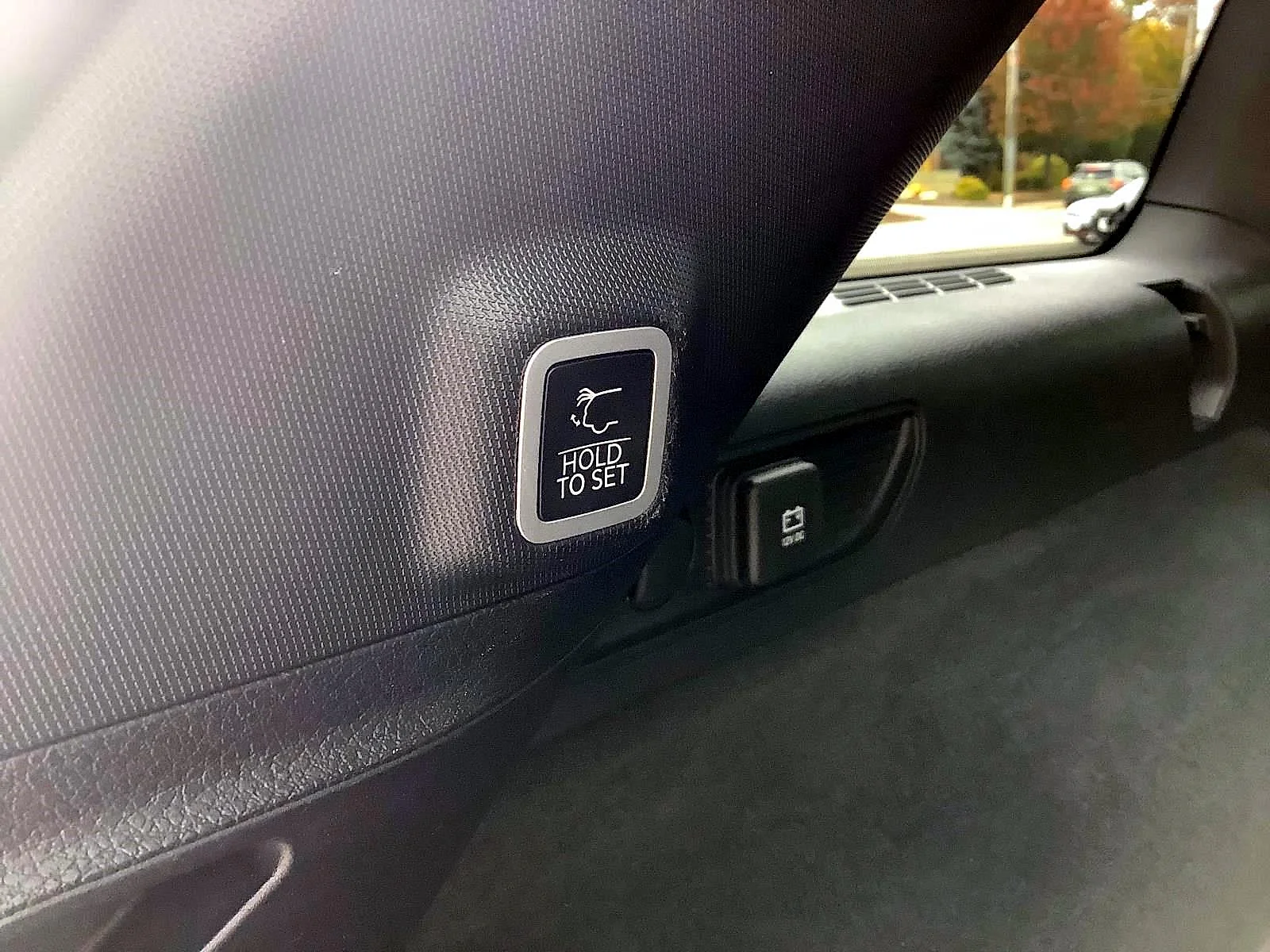 2023 Jeep Grand Cherokee Overland - Photo 35