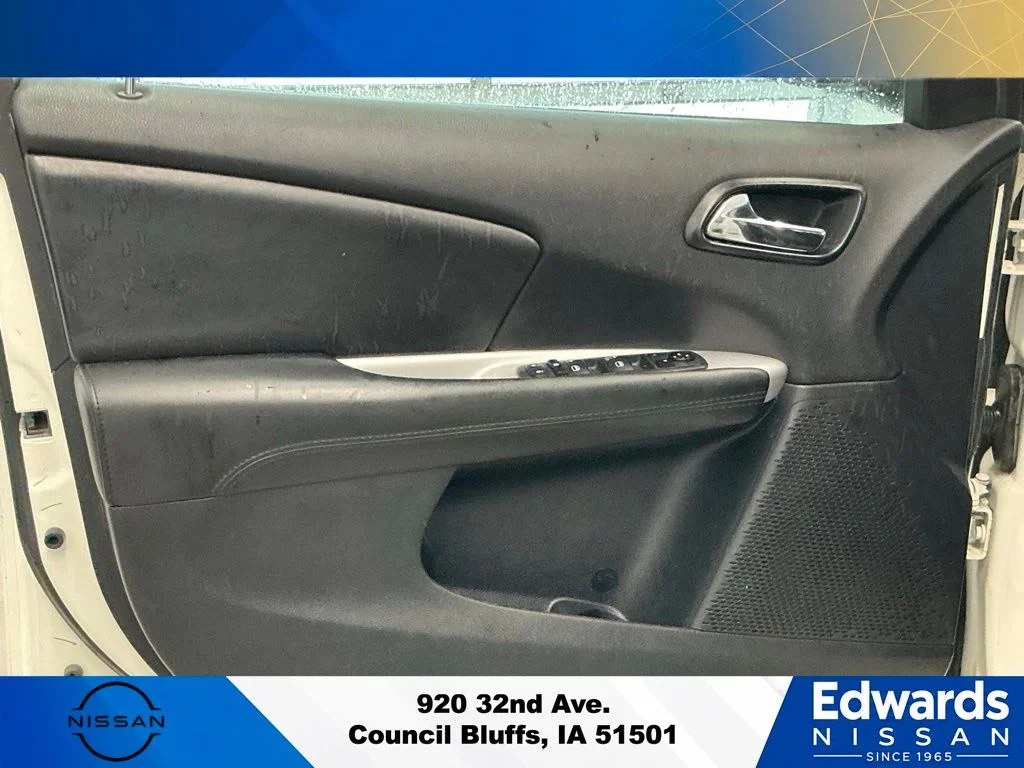 Used 2020 White Dodge SE image 20