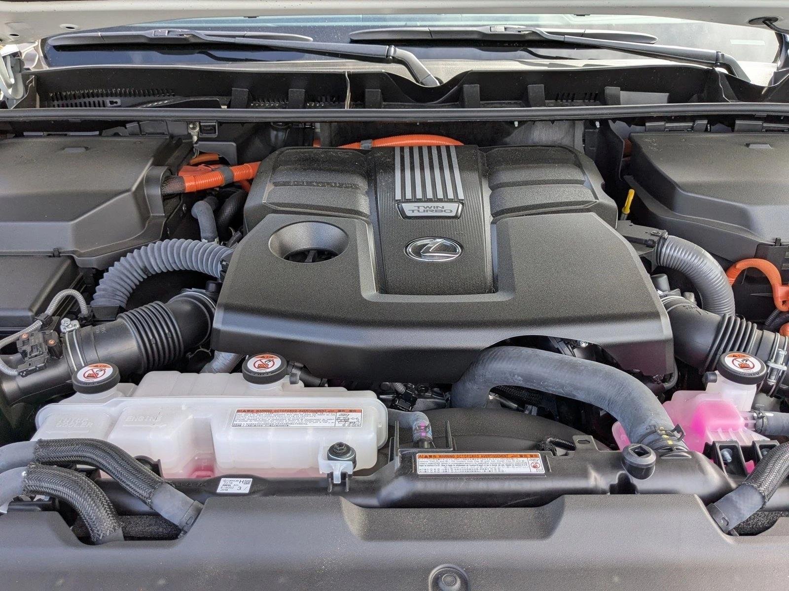 2025 Lexus LX Overtrail - Photo 22