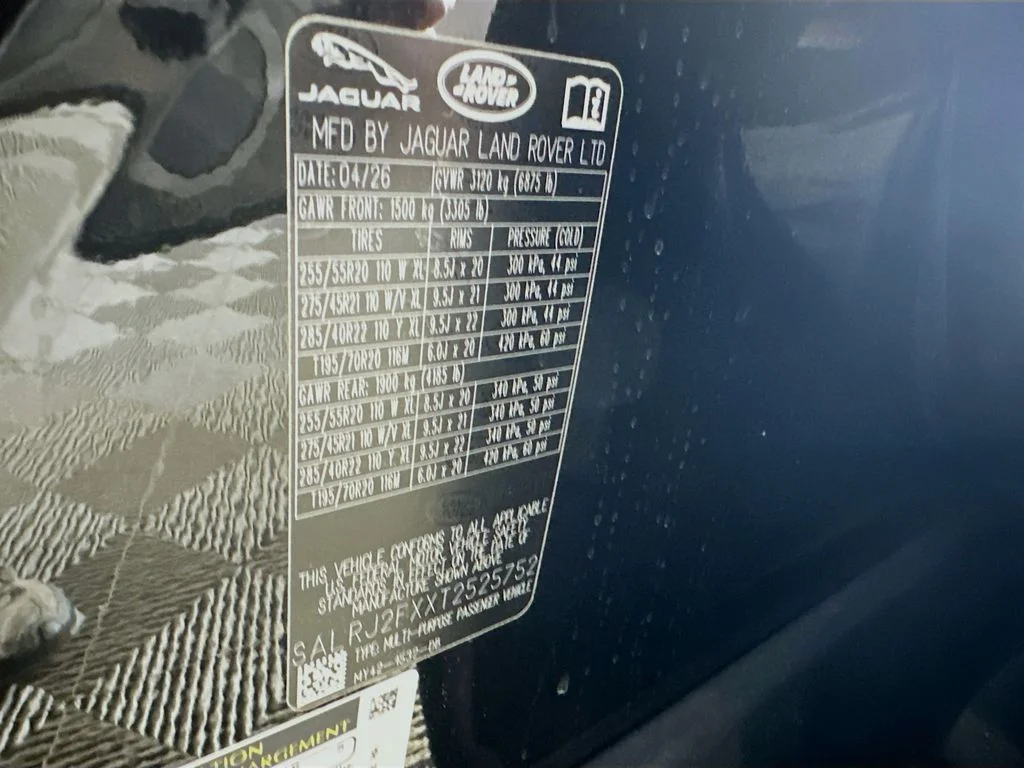 New 2026 Santorini Black Land Rover S image 31