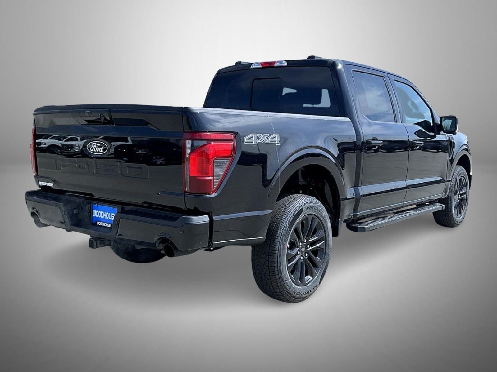 New 2026 Agate Black Metallic Ford XLT image 5