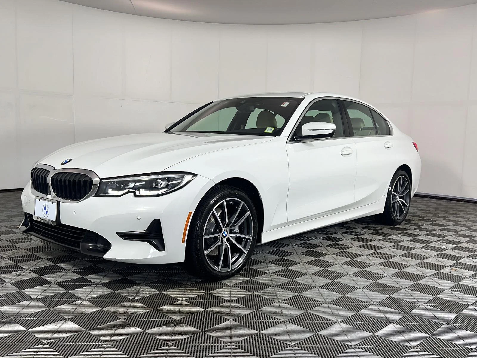 Used 2021 Alpine White BMW 330i xDrive image 12