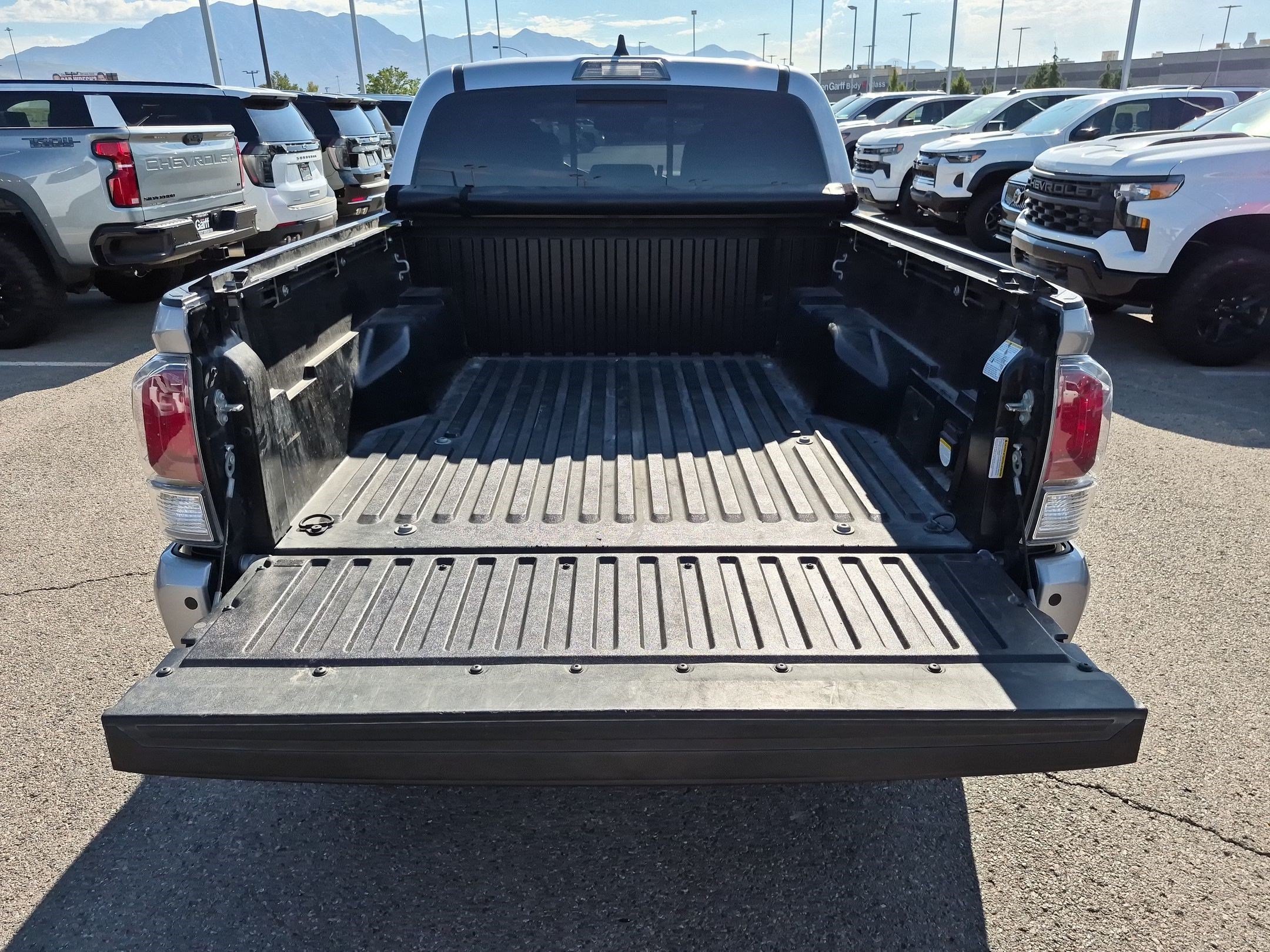 Used 2020 Silver Sky Metallic Toyota SR5 image 30