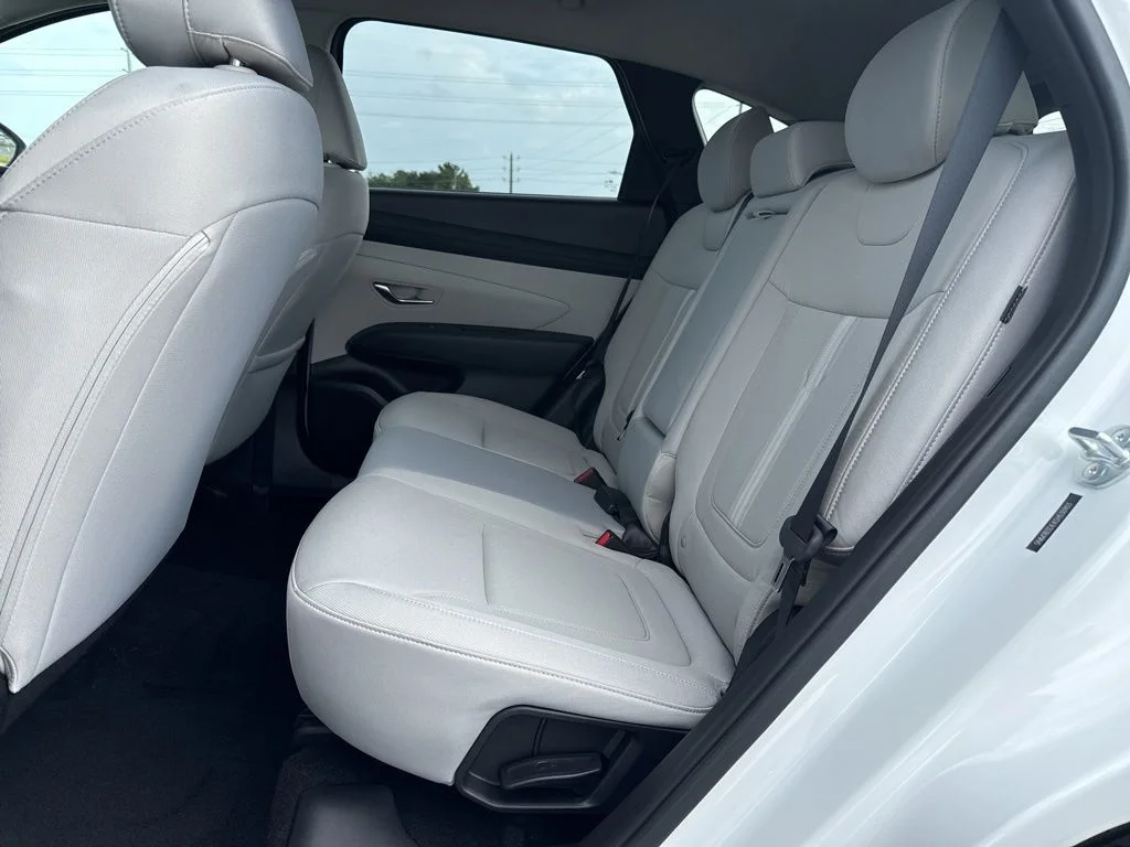 Used 2025 Serenity White Pearl Hyundai SEL image 9