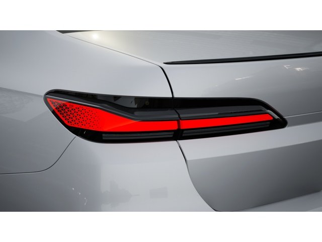 New 2026 Mineral White Metallic BMW  image 8